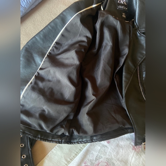 Zara leather jacket - Picture 4 of 5